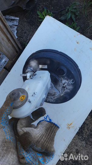 Усилитель тормозов вакуумный Тойота королла Е150