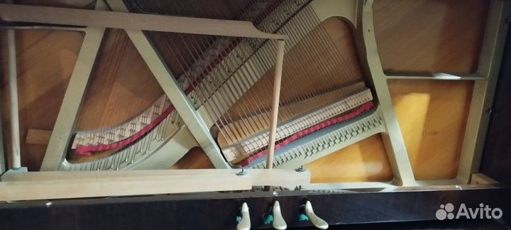 Пианино Petrof Opera 125