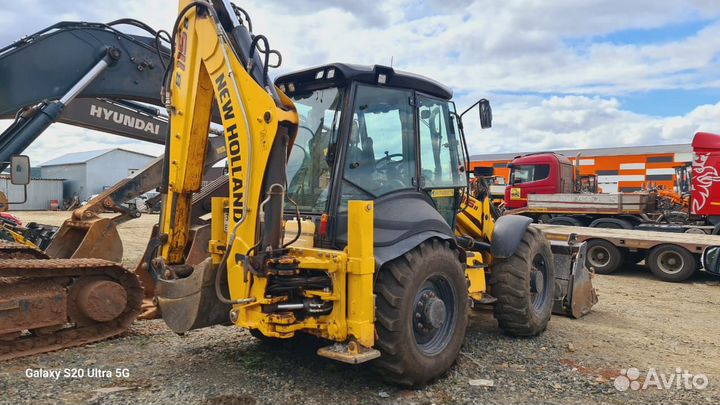 Экскаватор-погрузчик New Holland B115B, 2021