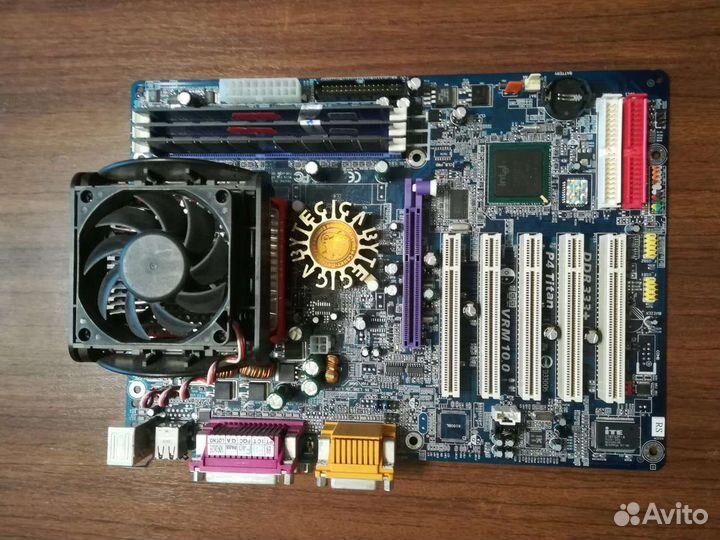 Материнская плата