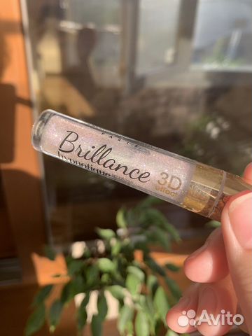 Блеск для губ vivienne sabo