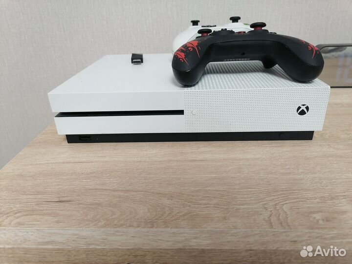Xbox One s