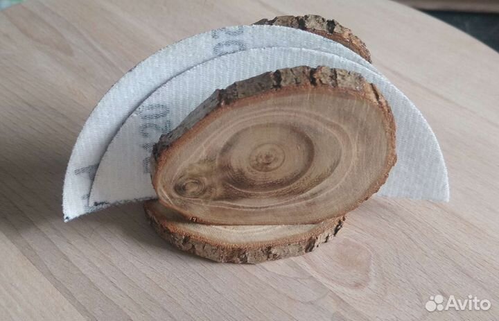 Салфетница из дерева
