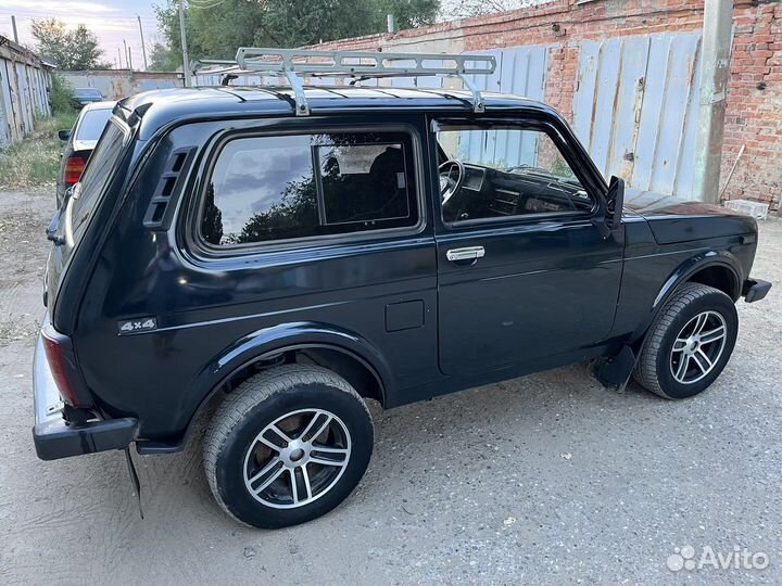 LADA 4x4 (Нива) 1.7 МТ, 2009, 500 000 км