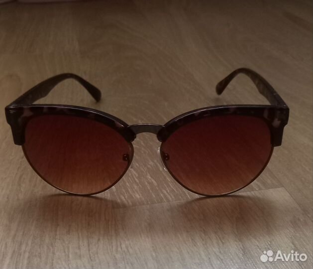 Солнцезащитные очки