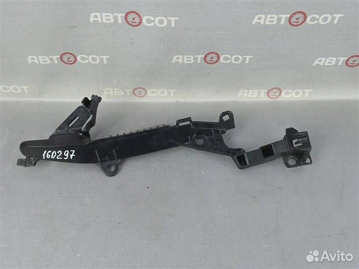 Кронштейн (сопут. товар) Audi A3 (8V) 2013