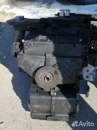 Печка в зборе на запчасти для Ниссан Тиида, С11