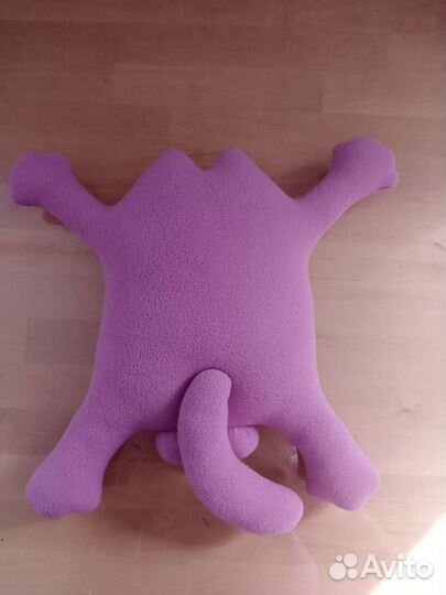 Кот Саймон на присосках