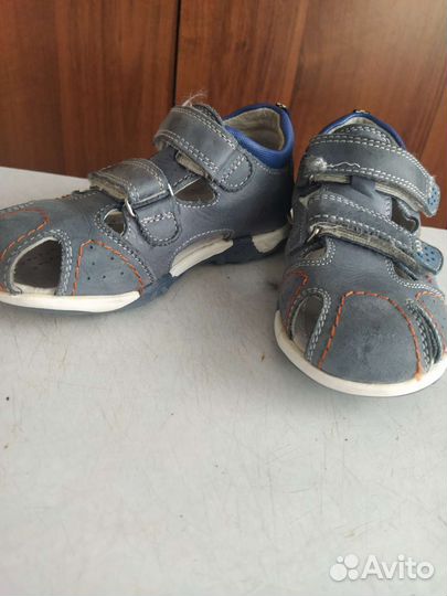Сандалии 26