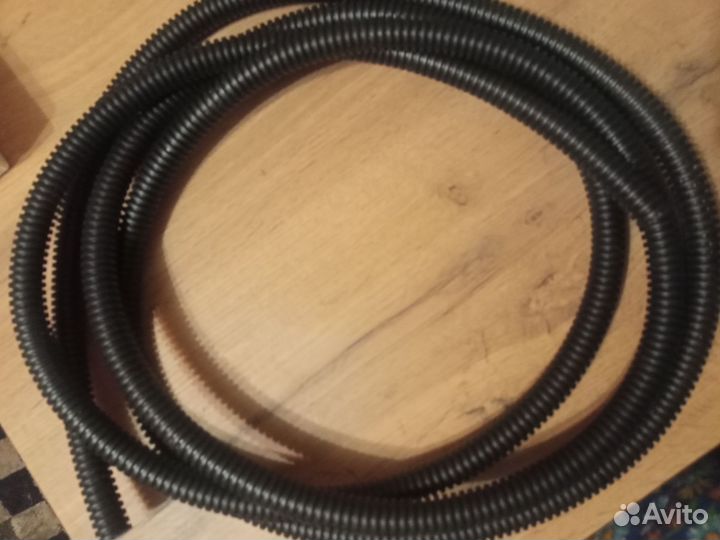 Гофра для электропровода 4 м