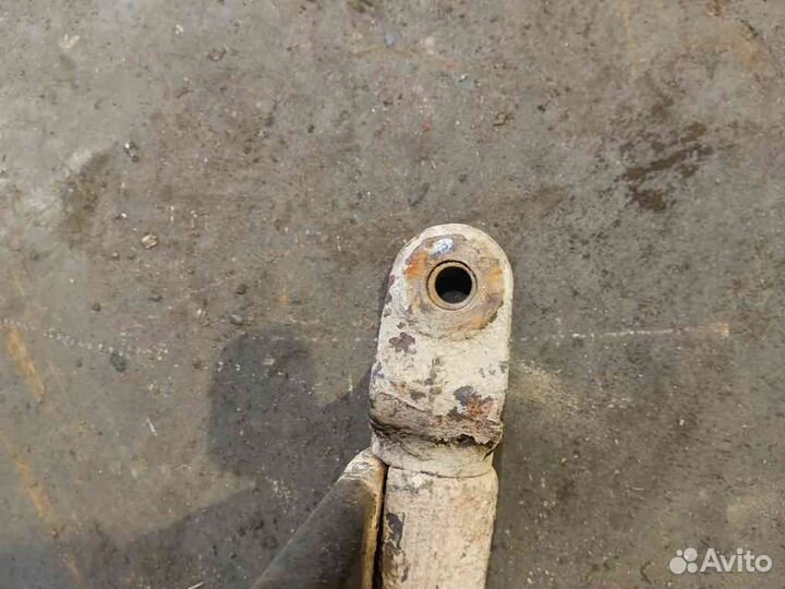 Кронштейн амортизатора MAN переднего нижний левый