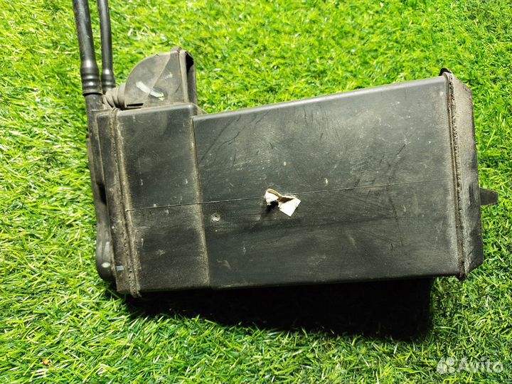 Абсорбер (фильтр угольный) Opel Astra (H)