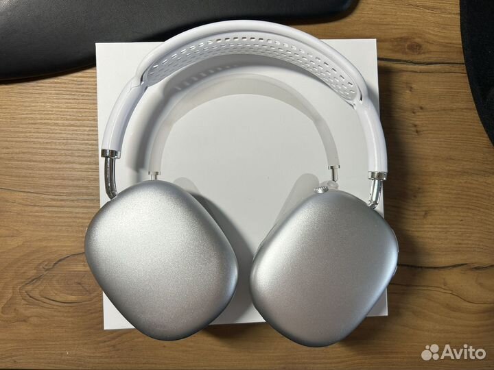 Беспроводные наушники