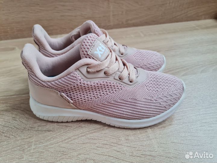 Кроссовки для девочки 33 размер