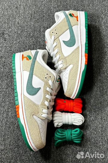 Nike Jarritos X Dunk Low SB