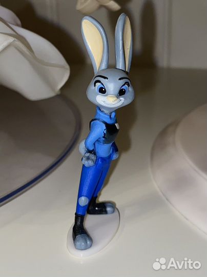 Фигурка Джуди Хопс из Свитбокс Зверополис