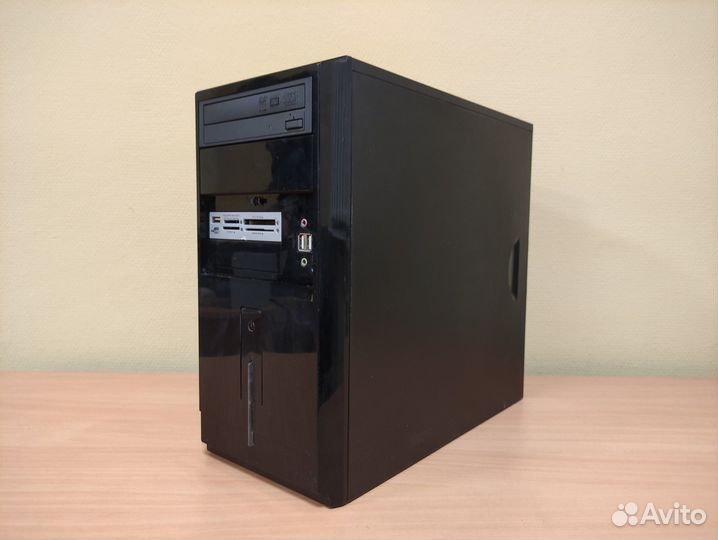 Системный блок для развлечений, работы и игр