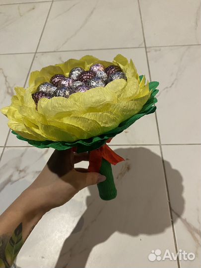 Цветы из конфет