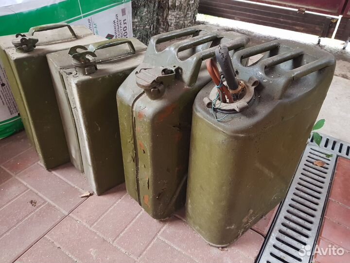 Канистры металлические