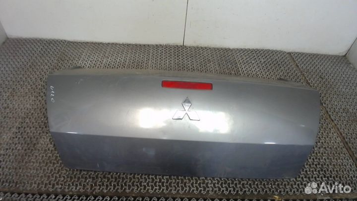 Крышка багажника Mitsubishi Galant, 2004
