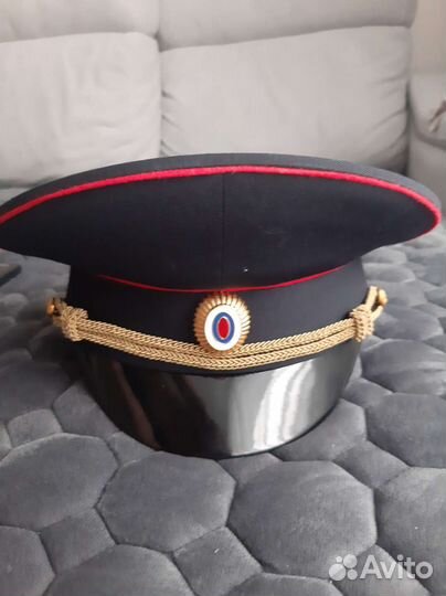 Фуражка полицейская, галстук полицейская