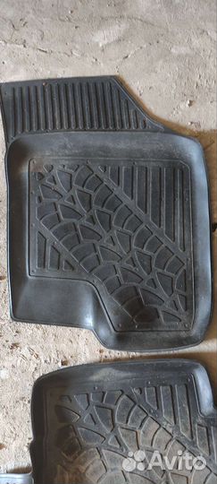 Автомобильные коврики резиновые на getz