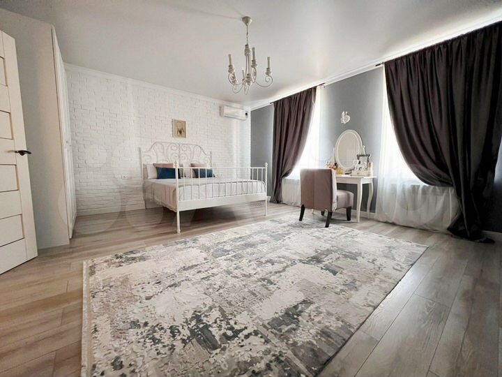 Таунхаус 145 м² на участке 3 сот.