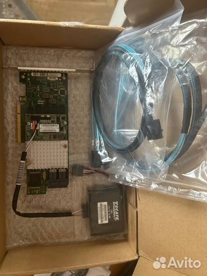 LSI megaraid SAS 9361-8i 1Gb + CVM02