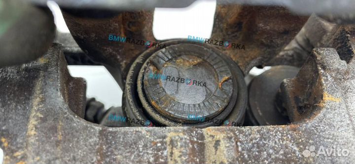 Суппорт тормозной задний левый BMW X2 F39 2018