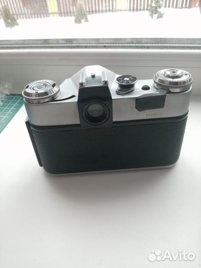 Пленочный фотоаппарат zenit-e