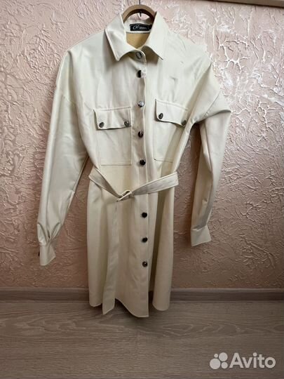 Плащ женский