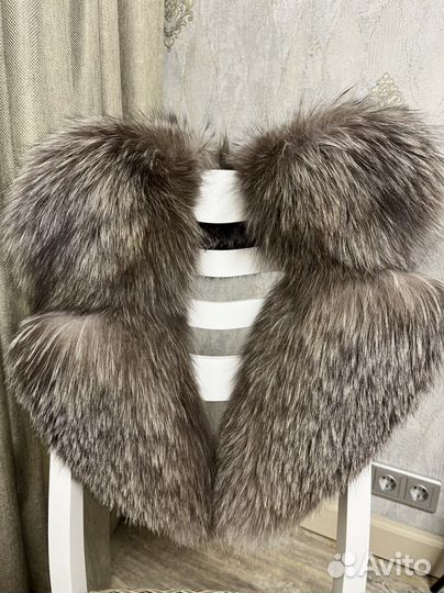 Меховой воротник чернобурка