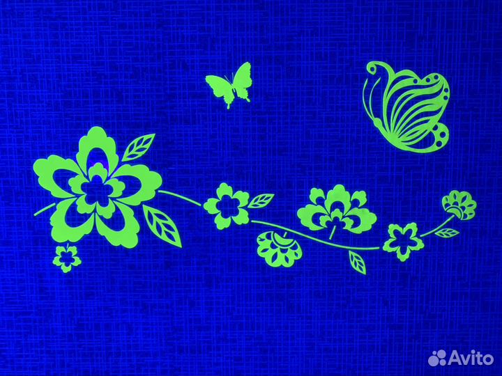 Наклейка интерьерная светящаяся в темноте Бабочки