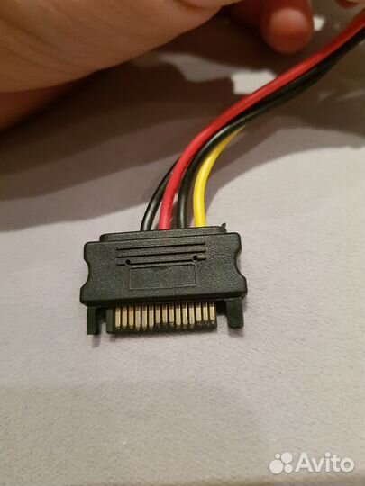 Переходник SATA - Molex