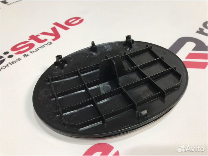 Эмблема в решетку Lexus RX N253