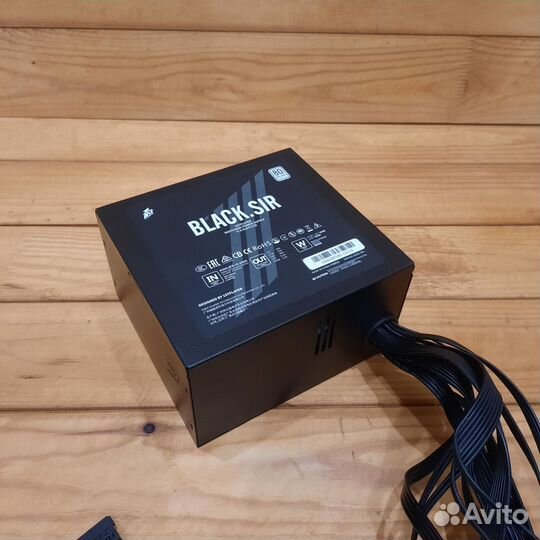 Блок питания 1stplayer black.SIR 500 watt / шлейфы