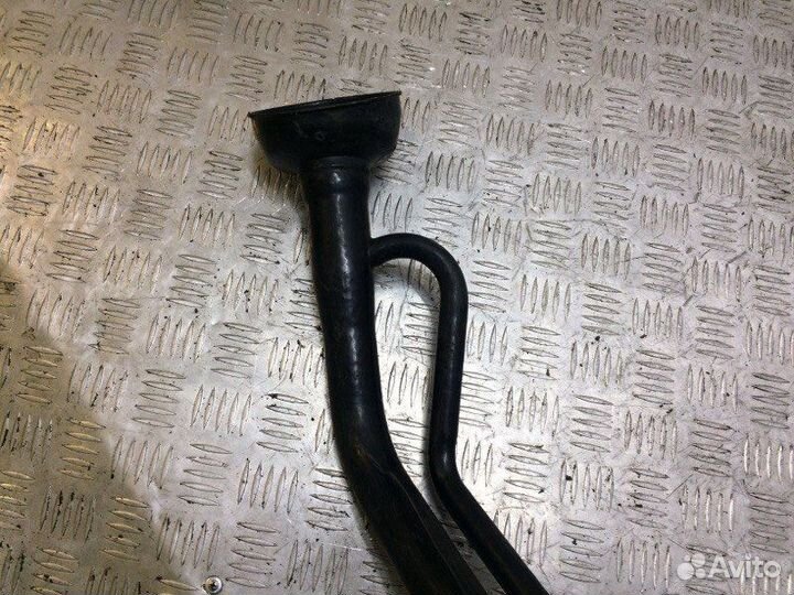 Горловина топливного бака Nissan Serena C26 MR20DD