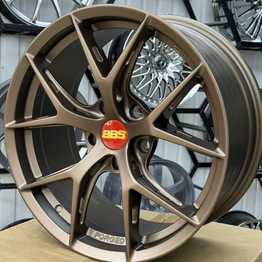Литые диски Powcan 8.5×R18 5×120
