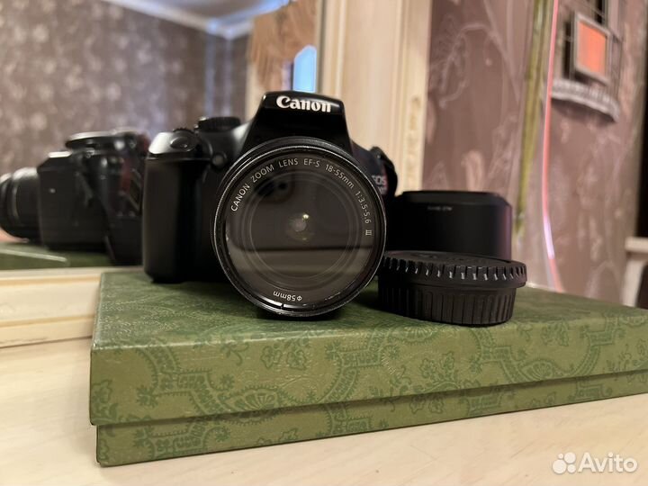 Зеркальный фотоаппарат камера Canon eos 1100d