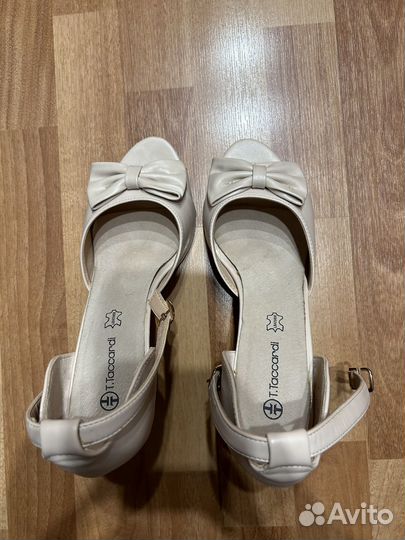 Босоножки женские 40 размер