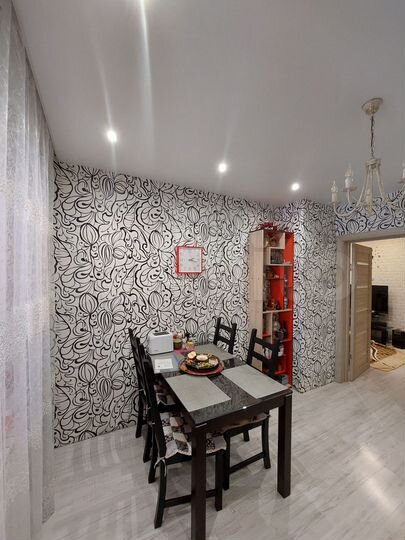 2-к. квартира, 70 м², 3/15 эт.