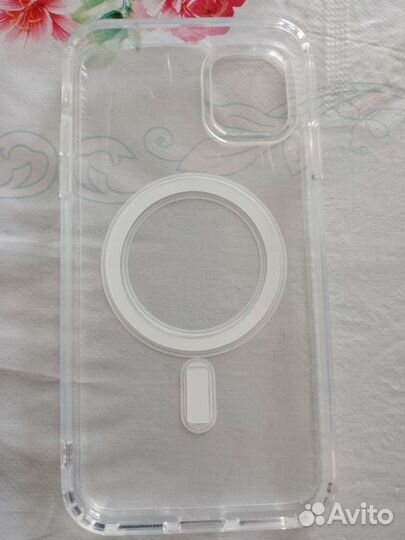 Чехол на iPhone 11