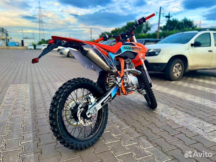 Мотоцикл Avantis A2 172FMM 250 кубов
