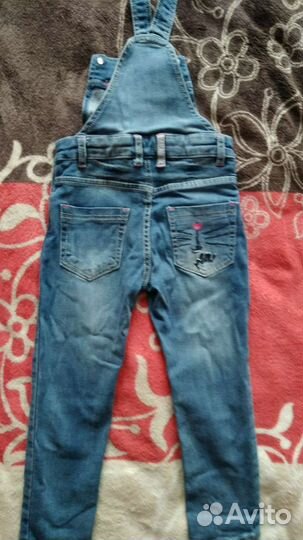 Джинсовый комбинезон для девочки 104