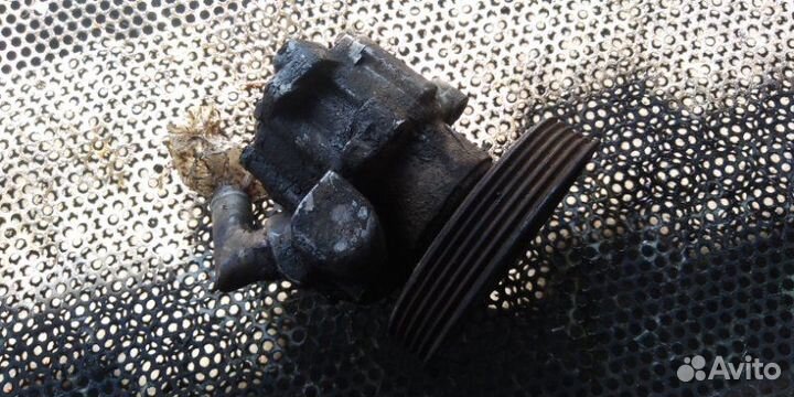 Насос гур Peugeot 405 XUD7TE