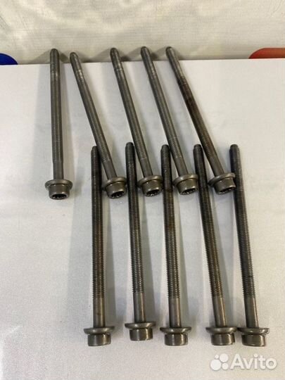 Болт Skoda Octavia (A7) 5E5 cwva 2018