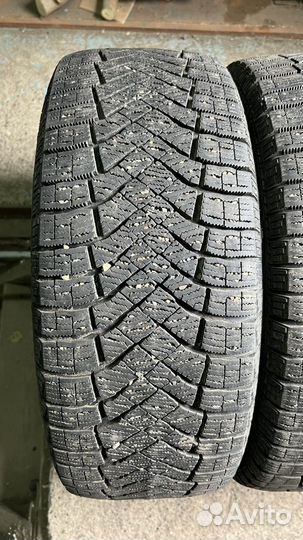 Pirelli Ice Zero FR 225/50 R17