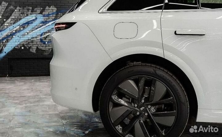 LiXiang L6 1.5 AT, 2024