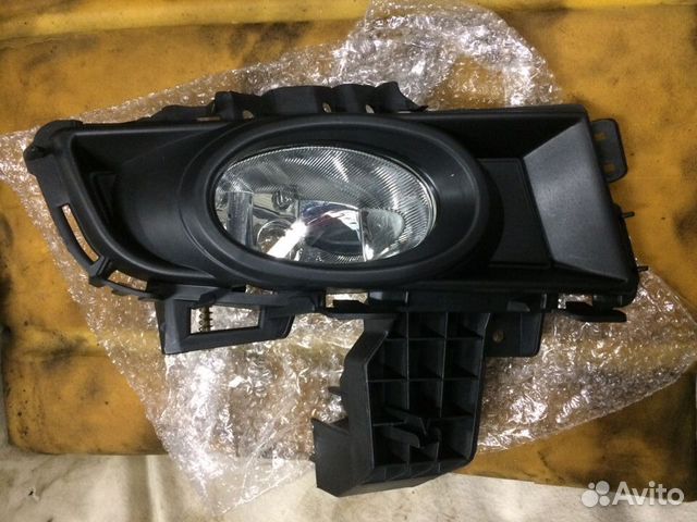 Противотуманка правая с рамкой Mazda 3 BK седан