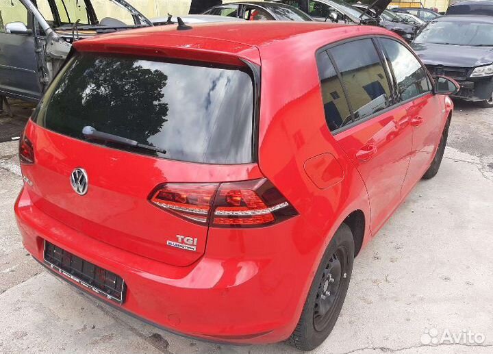 Volkswagen Golf VII 2014 г по запчастям